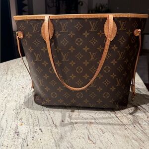 Louis Vuitton Classic Brown Monogram Neverfull Tote